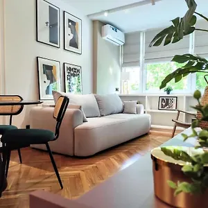 Apartament No. 8 / Nr 8 By Cooee, Warszawa